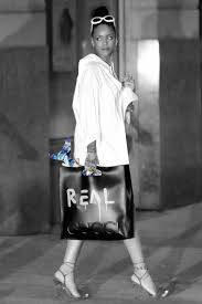 This is a night for us all to be thankful for what. Rihanna Got Her New Shark Tattoo In Drake S Dressing Room Exclusive Vanity Fair