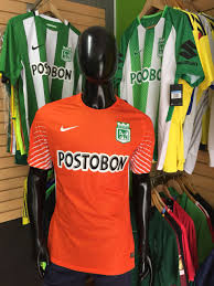Los mexicanos descienden de los aztecas, los peruanos de los incas y los argentinos de los barcos, había dicho con ironía paz, ganador del premio nobel. Camiseta Arquero Atletico Nacional Naranja 2018 Futbol De Primera