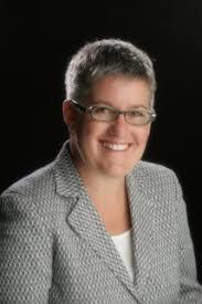 Donna Ramos's Instagram, Twitter & Facebook