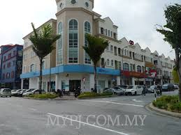 The township still lacks many facilities befitting its size of 1,800 acres. Sunway International School Petaling Jaya Selangor Tauran S