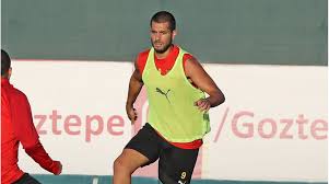 Eren derdiyok is a swiss footballer who plays as a striker for pakhtakor tashkent in the uzbekistan super league and switzerland national te. Derdiyok Wechselt Zu Usbekischem Meister Pakhtakor Vertrag Bei Goztepe Aufgelost Transfermarkt