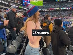 OnlyFans Model Ava Louise Flashes at Saints-Giants Game: 'Show Us Your  TDs!!!'. Read more https://buff.ly/4g2B1a1
