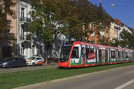 When does the bus come? Video Wie Kommt Die Werbung Auf Die Strassenbahn Schiffmann Aussenwerbung