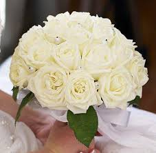Febou wedding bouquet, big size white bridesmaid bouquet bridal bouquet with crystals soft ribbons, artificial rose flowers for hawesome white bouquet artificial flowers 3pcs fake roses silk hydrangea bouquet decor plastic carnations realistic flower centerpieces for table(white). Rose Bridal Bouquets Lovetoknow