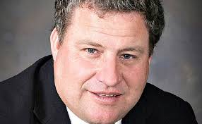 Honouring former Councillor, Brett Svendsen It is with deep sadness that we  acknowledge the passing of former Councillor Brett Svendsen of Zilzie, who  passed away peacefully