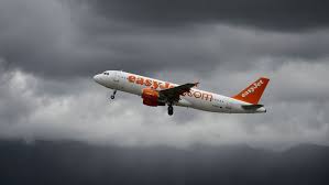 Find the best deals by comparing the cheapest flights and read customer reviews before you book. Un Pilote Francais D Easyjet Condamne Apres Avoir Consomme De La Cocaine L Express