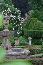 Die Garten Der Dufte Buch Tipp Garten Italienischer Garten Mediterraner Garten