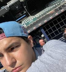 Daniel David Corzo (@ddce_23) • Instagram photos and videos