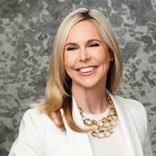 Laurie Holcomb's Instagram, Twitter & Facebook