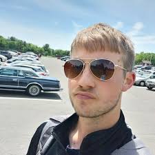 Last days of school! Senior Year- The Best Year! Class of 2022 ❤🖤 #senior  #classof2022 #westfieldhighschool #westfieldma