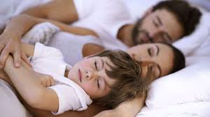 Sekarang kamu sudah tau kan apa aja sih alasan seseorang susah tidur di malam hari. 6 Sebab Anak Susah Tidur Siang Walaupun Dah Cranky Sepanjang Hari