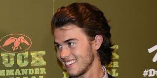 Celebrities with middle name: Luke