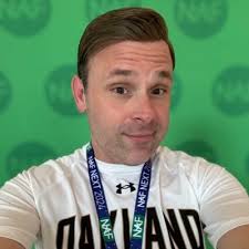 NORTHERN LIGHTS ALERT: Get outside if you can and see these northern  lights! They're being seen as far south as the Ohio and Tennessee Valleys!  These pictures are taken from Chincoteague, Virginia