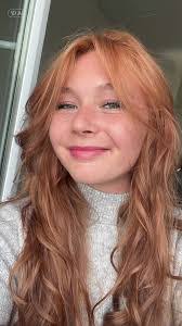 Emily Bellow's Instagram, Twitter & Facebook