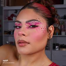 Step-by-Step Buttercup Makeup Tutorial