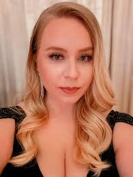 feeling pretty at a black tie wedding