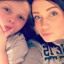 Chelsea Sidebottom's Instagram, Twitter & Facebook