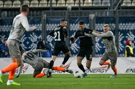 Текстовая онлайн трансляция матча заря против шахтёр. Shahter Zarya Akciya Dlya Bolelshikov Gornyakov Komanda 1