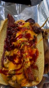 Back with another one ☝🏿 ‼️ All the way from New York 🗽 Film got cut  short but it was Finga Linkin Good and y’all know it was a 10 !!!!  #BestHotdogsAndSausagesInMiami🌴🌭 #ChiliAndCheese ...