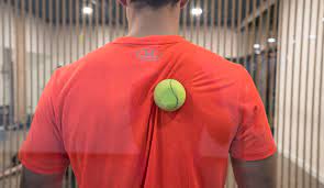 Estos shorts de tenis garantizan poder llevar pelotas de forma óptima y tambien otorgan una comodidad maxima gracias al tejido liviano, transpirable y flexible. Cuatro Masajes Con Pelotas Para Recuperarte