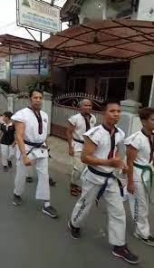 Ilmu, tindakan moral dan sikap hidup yang memanfaatkan kemampuan daya gerak otot, otak dan nurani secara realistis dan rasional, terutama pada upaya penguasaan dan. Tarung Derajat Kota Solo Home Facebook