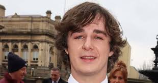 Ryan Paton (@RyanPaton1994)