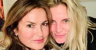 Organized crime, and chris meloni is happy about it. What Happened To Elliot Stabler S Wife Kathy Stabler On Law Order