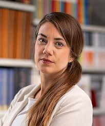 Dr. Franziska M. Hoffart