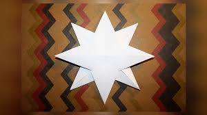 Manche menschen glauben, dass er in der lage ist, das haus zu beschützen und viel glück nach hause zu bringen. Wir Falten Einen Weihnachtsstern Bastelanleitung