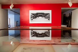 From the cities of tokyo and kyoto to the rural countryside, you'll find great examples of japanese modernism, architecture and design. Kroiz Exhibit Illuminates The Abstract In Modern Japanese Architecture Penn Today