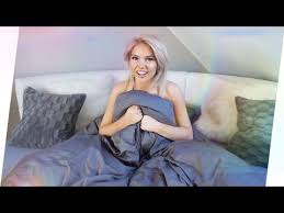 Évadjának első epizódjában az új zsűri tagja, shirin david egy dologot adott különösen egy olyan funkcióval, amely meglehetősen izgalmas lett: Dsds 2017 Youtube Star Shirin David Sitzt In Der Jury
