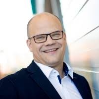 André Puga Alves Vairela Email & Phone Number