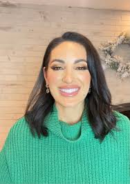 Candace Oliver's Instagram, Twitter & Facebook