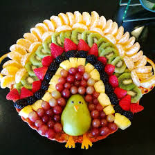 Turkey Made Out Of Fruit Thanksgiving Fruit Fruit Platter Healthy Fruit Desserts