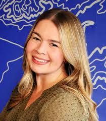 Lisa Parke's Instagram, Twitter & Facebook