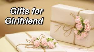 A lovebox spinning heart messenger. Top 10 New Year Gifts For Girlfriend In India 2020 Best New Year Gifts