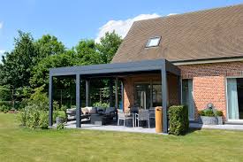 Dekokissen palettenkissen bodenkissen sitzkissen für die beschattung und überdachung der terrasse eignen sich auch unsere anbaupergolas. Lamellendach Fur Terrasse Und Garten Gibt Es Bei Gutler Gutler