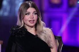 فوجئ المتابعون للبرنامج الحواري شيخ الحارة بحذف حلقته لليوم السبت من على يوتيوب، والتي كانت ضيفة فيها. ÙŠØ§Ø³Ù…ÙŠÙ† Ø§Ù„Ø®Ø·ÙŠØ¨ Ø¨Ø¹Ø¯ Ø­Ø°Ù Ø­Ù„Ù‚ØªÙ‡Ø§ ÙÙŠ Ø´ÙŠØ® Ø§Ù„Ø­Ø§Ø±Ø© Ø¨Ø¹Ø¶ Ø§Ù„Ù‡Ø§Ø±Ø¨ÙŠÙ† Ù…Ø§ Ø²Ø§Ù„ Ù„Ø¯ÙŠÙ‡Ù… Ø³Ø·ÙˆØ© Ø¯Ù†ÙŠØ§ Ø§Ù„ÙˆØ·Ù†