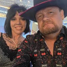 What could be causing the thumping and popping sounds in my Tahoe's  transfer case?