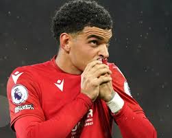 Mr Marinakis hasn't done alot wrong. However paying this lad 150k a week to  constantly give the ball away with stupid flicks is criminal. His value has  gone down after the past