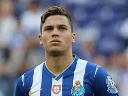 Stream music on myspace, a place where people come to connect, discover, and share. Julian Alvarez Vs Juan Quintero Compare Two Players Stats 2021