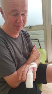 Chainmail gloves for chainsaw safety?