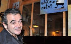 Exposition. El Globos au Ty Pot