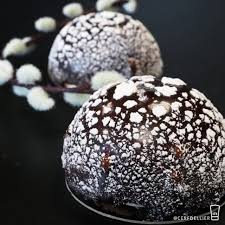 Craquez Pour Ce Glacage Craquele Vous Aurez Simplement Besoin De Nappage Miroir Noir D Une Saupoudreuse Et De Suc Creme Pour Gateau Miroir Noir Nappage