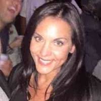 Heather Parrott's Instagram, Twitter & Facebook