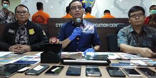 Tak hanya itu, ada juga puluhan kode voucher lazada gratis ongkir yang. Mantan Karyawan Bobol Server Minimarket Untuk Beli Voucher Game Online Merdeka Com