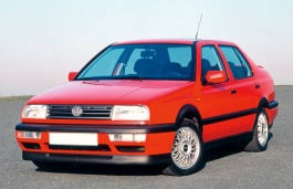Learn more about volkswagen's service maintenance schedules, pricing guide and how much it costs to service your volkswagen vento. Volkswagen Vento Spezifikationen Zu Reifen Lochkreisdurchmesser Einpresstiefe Stahlfelgen Und Alufelgen Reifen Grossen De