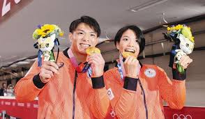 小学校に通っていたころの阿部一二三選手に付き添って、 父親も柔道の稽古に参加したこともあるそうですね。。。 また、 阿部一二三選手の父親は、 柔道に熱中する阿部一二三選手に向けて、 消防士の同僚と独自のトレーニングメニュー を考えたそうです!! Mppke2fkrej0am