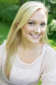 Karen Duplisea's Instagram, Twitter & Facebook