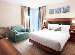 Hilton garden inn krakow is located near famed wawel castle and the vistula river. Hilton Garden Inn Krakow Hotels Im Zentrum Von Krakau